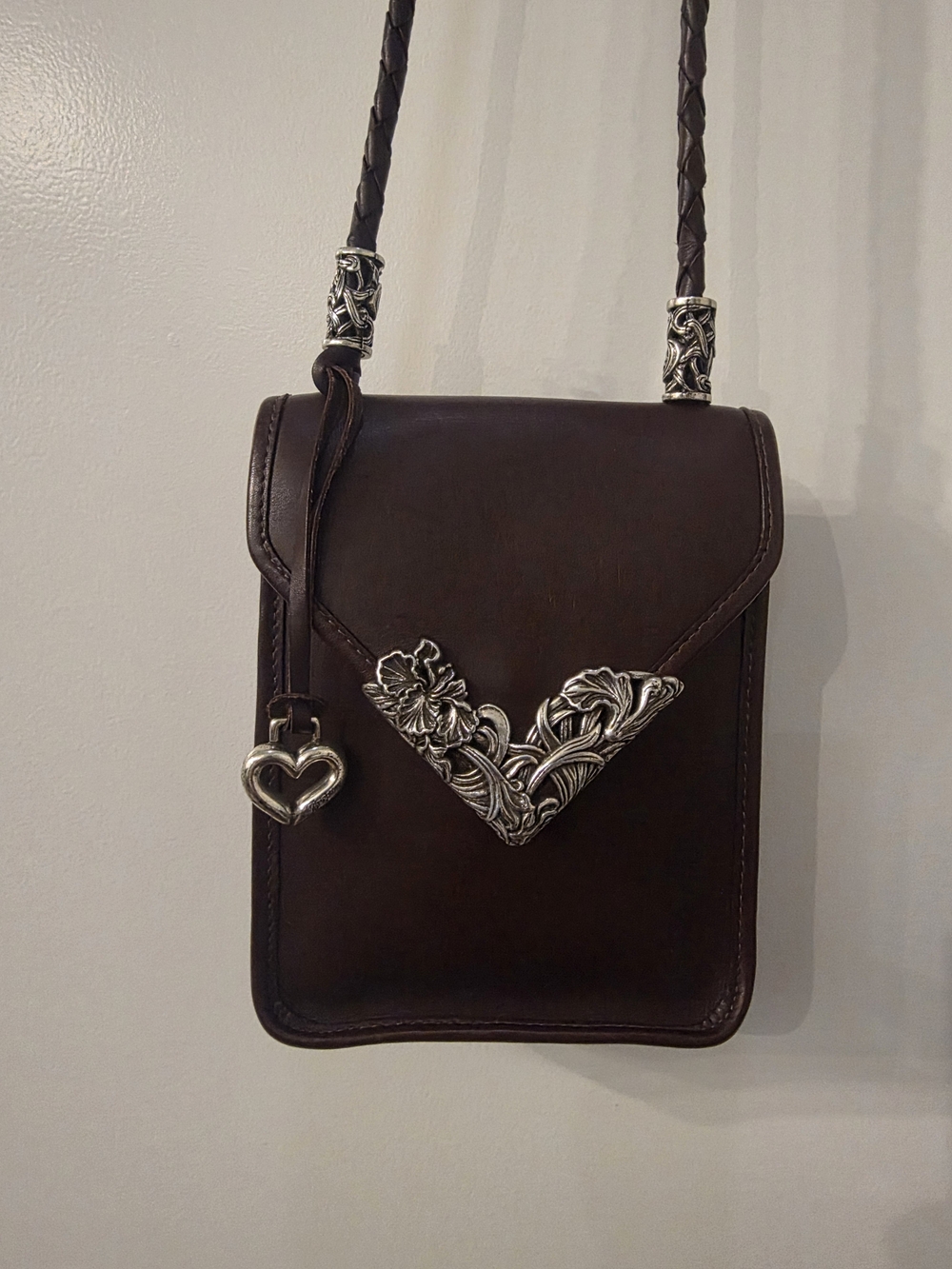 Vintage Brighton Brown Leather Crossbody Bag with Silver Floral Accent.